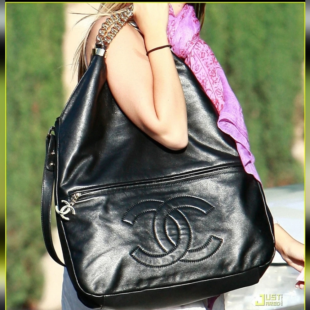 AUTH VERY RARE Chanel XL Rodeo Drive Grand Shopper Bag - Picture 7 of 7